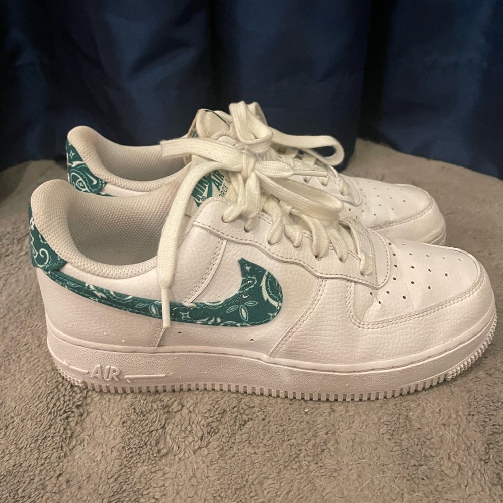 Nike Airforce 1 Green Paisley